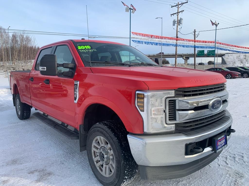 photo of 2019 FORD F350 4DR