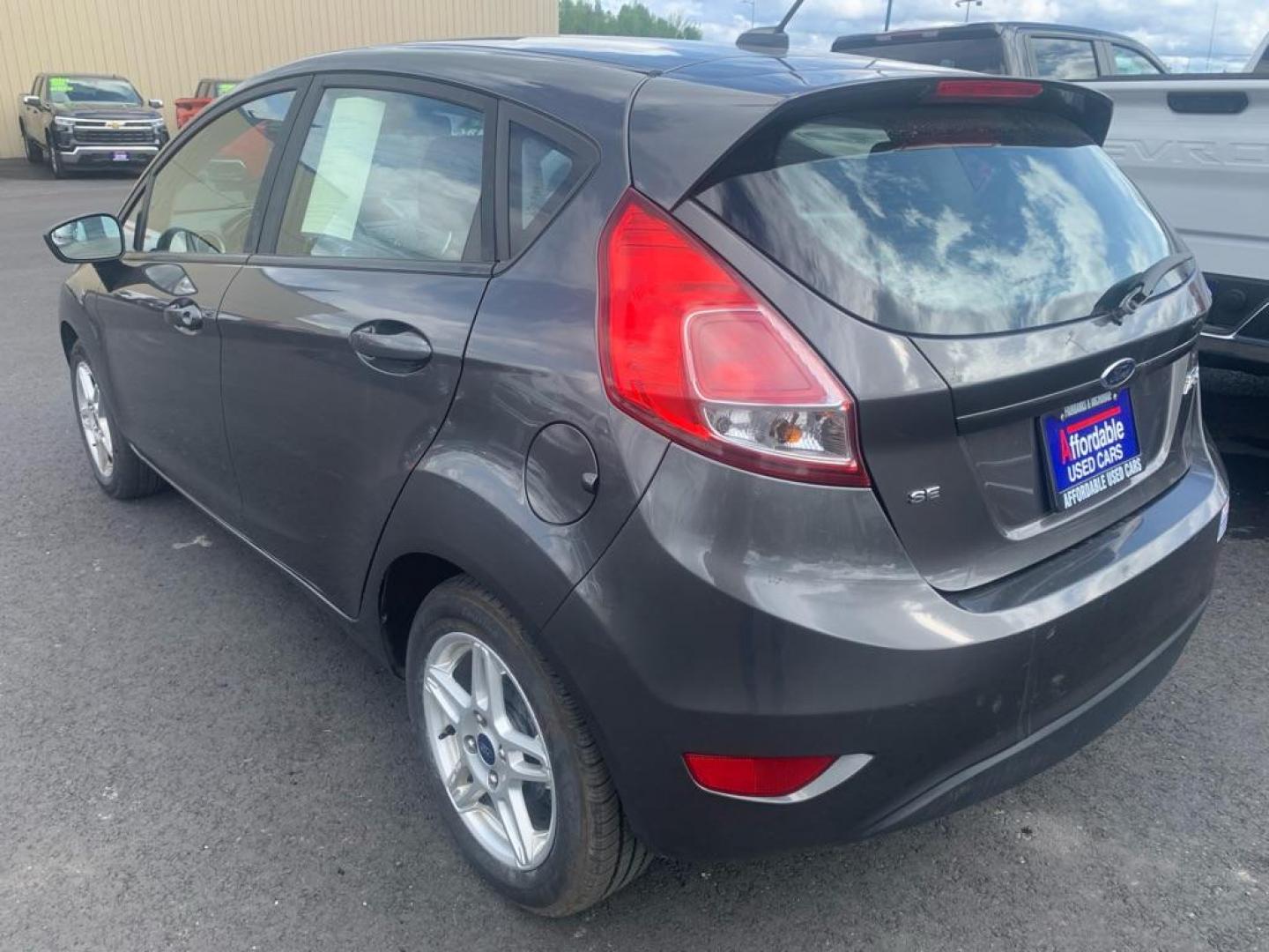 2017 GREY FORD FIESTA SE (3FADP4EJ5HM) with an 1.6L engine, Automatic transmission, located at 2525 S. Cushman, Fairbanks, AK, 99701, (907) 452-5707, 64.824036, -147.712311 - Photo#2