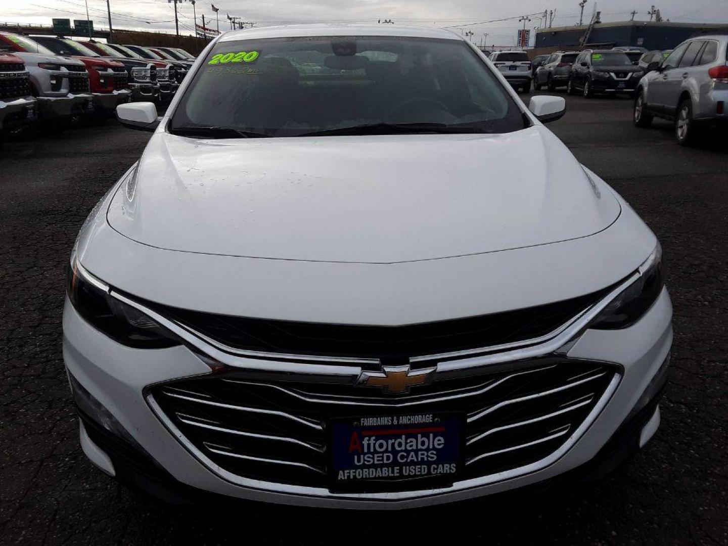 2020 WHITE CHEVROLET MALIBU LT (1G1ZD5ST8LF) with an 1.5L engine, Continuously Variable transmission, located at 2525 S. Cushman, Fairbanks, AK, 99701, (907) 452-5707, 64.824036, -147.712311 - Photo#1