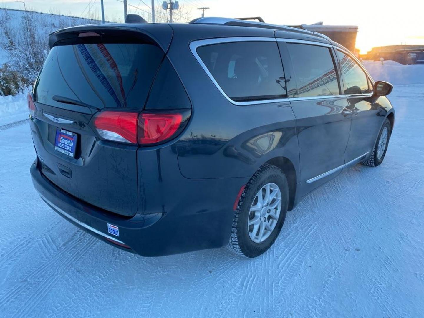 2020 BLACK CHRYSLER PACIFICA TOURING L (2C4RC1BGXLR) with an 3.6L engine, Automatic transmission, located at 2525 S. Cushman, Fairbanks, AK, 99701, (907) 452-5707, 64.824036, -147.712311 - Photo#2