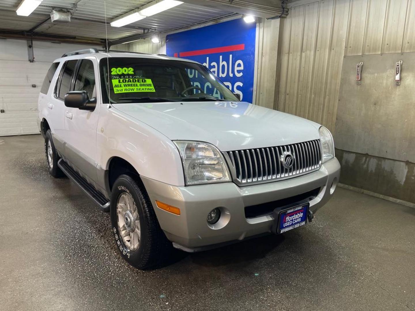 2002 WHITE MERCURY MOUNTAINEER (4M2DU86W62Z) with an 4.6L engine, Automatic transmission, located at 2525 S. Cushman, Fairbanks, AK, 99701, (907) 452-5707, 64.824036, -147.712311 - Photo#0