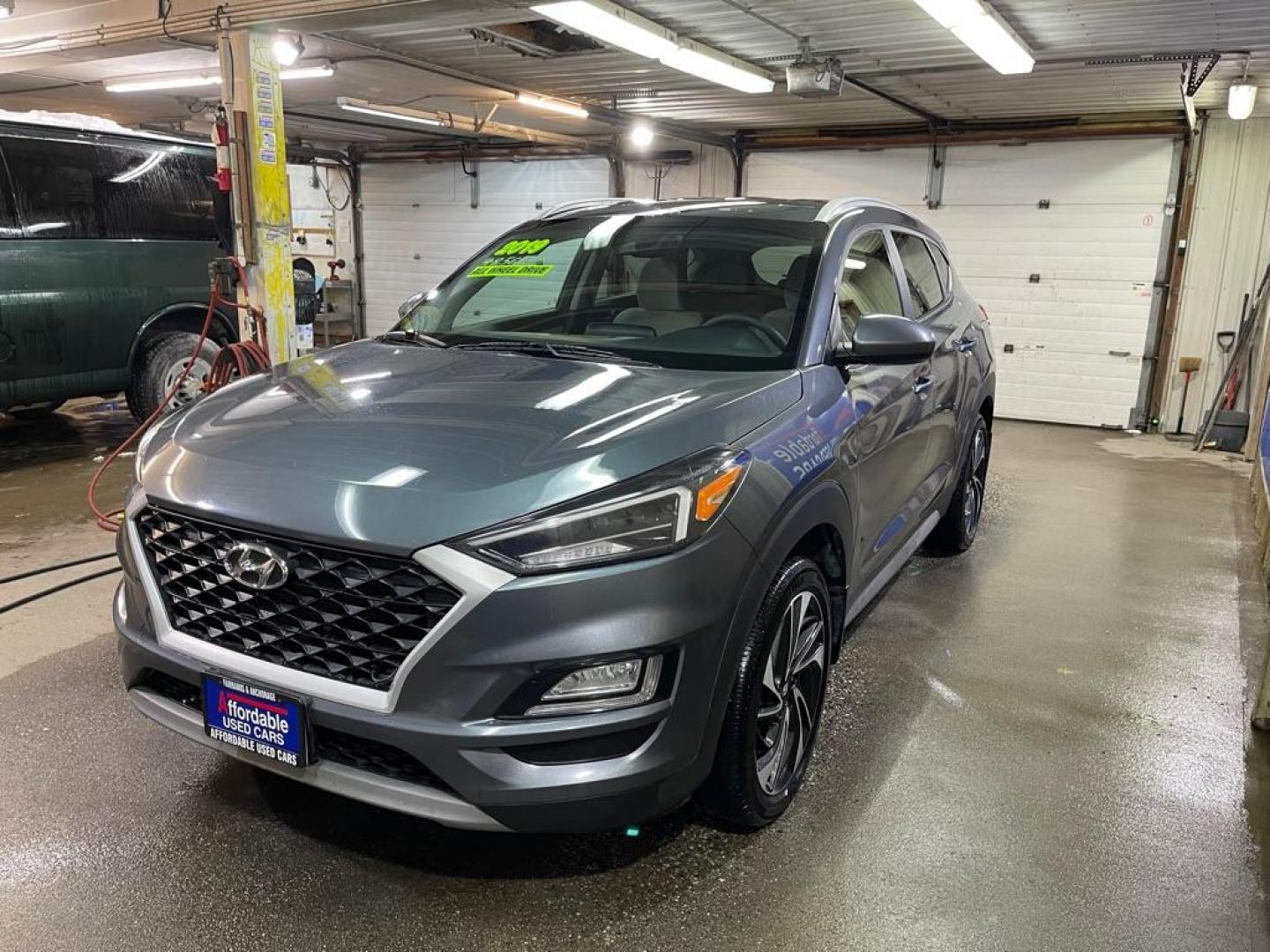 2019 GRAY HYUNDAI TUCSON LIMITED (KM8J3CAL0KU) with an 2.4L engine, Automatic transmission, located at 2525 S. Cushman, Fairbanks, AK, 99701, (907) 452-5707, 64.824036, -147.712311 - Photo#1