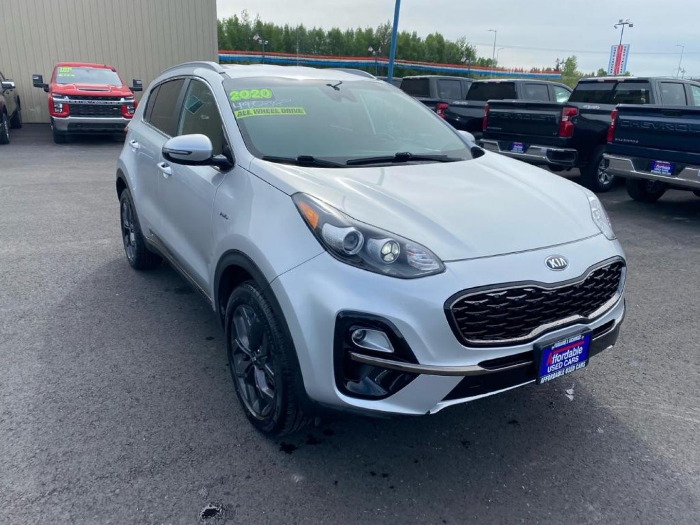 2020 SILVER KIA SPORTAGE S (KNDP6CAC2L7) with an 2.4L engine, Automatic transmission, located at 2525 S. Cushman, Fairbanks, AK, 99701, (907) 452-5707, 64.824036, -147.712311 - Photo#0