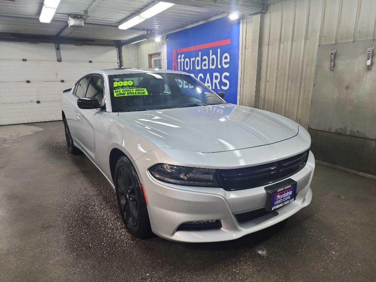 2020 SILVER DODGE CHARGER SXT (2C3CDXJG3LH) with an 3.6L engine, Automatic transmission, located at 2525 S. Cushman, Fairbanks, AK, 99701, (907) 452-5707, 64.824036, -147.712311 - Photo#0