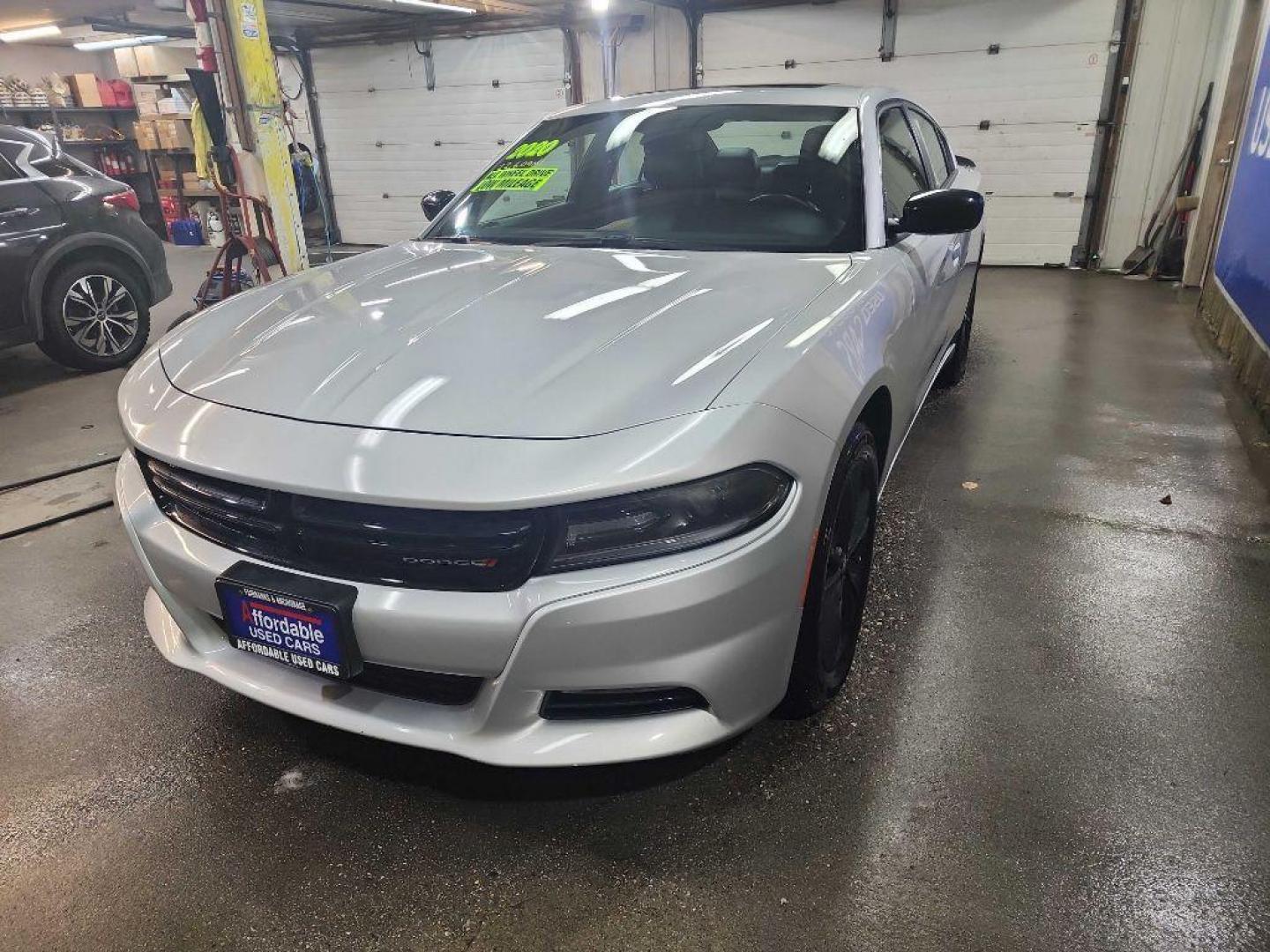 2020 SILVER DODGE CHARGER SXT (2C3CDXJG3LH) with an 3.6L engine, Automatic transmission, located at 2525 S. Cushman, Fairbanks, AK, 99701, (907) 452-5707, 64.824036, -147.712311 - Photo#1