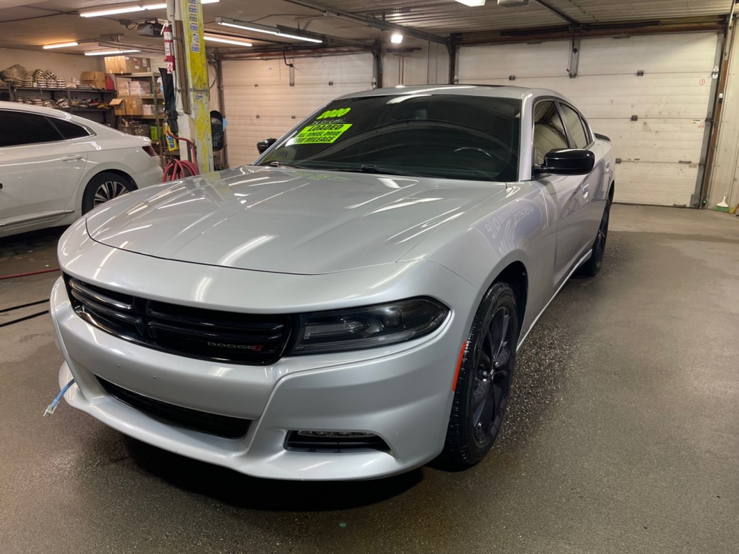 2020 SILVER DODGE CHARGER SXT (2C3CDXJG3LH) with an 3.6L engine, Automatic transmission, located at 2525 S. Cushman, Fairbanks, AK, 99701, (907) 452-5707, 64.824036, -147.712311- Photo#1