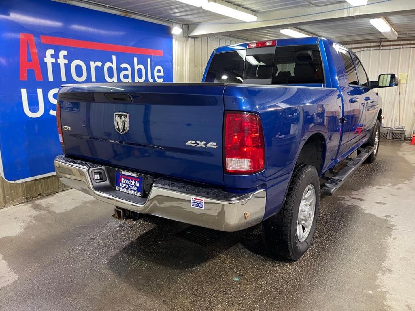 2015 BLUE RAM 2500 SLT (3C6UR5MJ0FG) with an 6.4L engine, Automatic transmission, located at 2525 S. Cushman, Fairbanks, AK, 99701, (907) 452-5707, 64.824036, -147.712311 - Photo#2