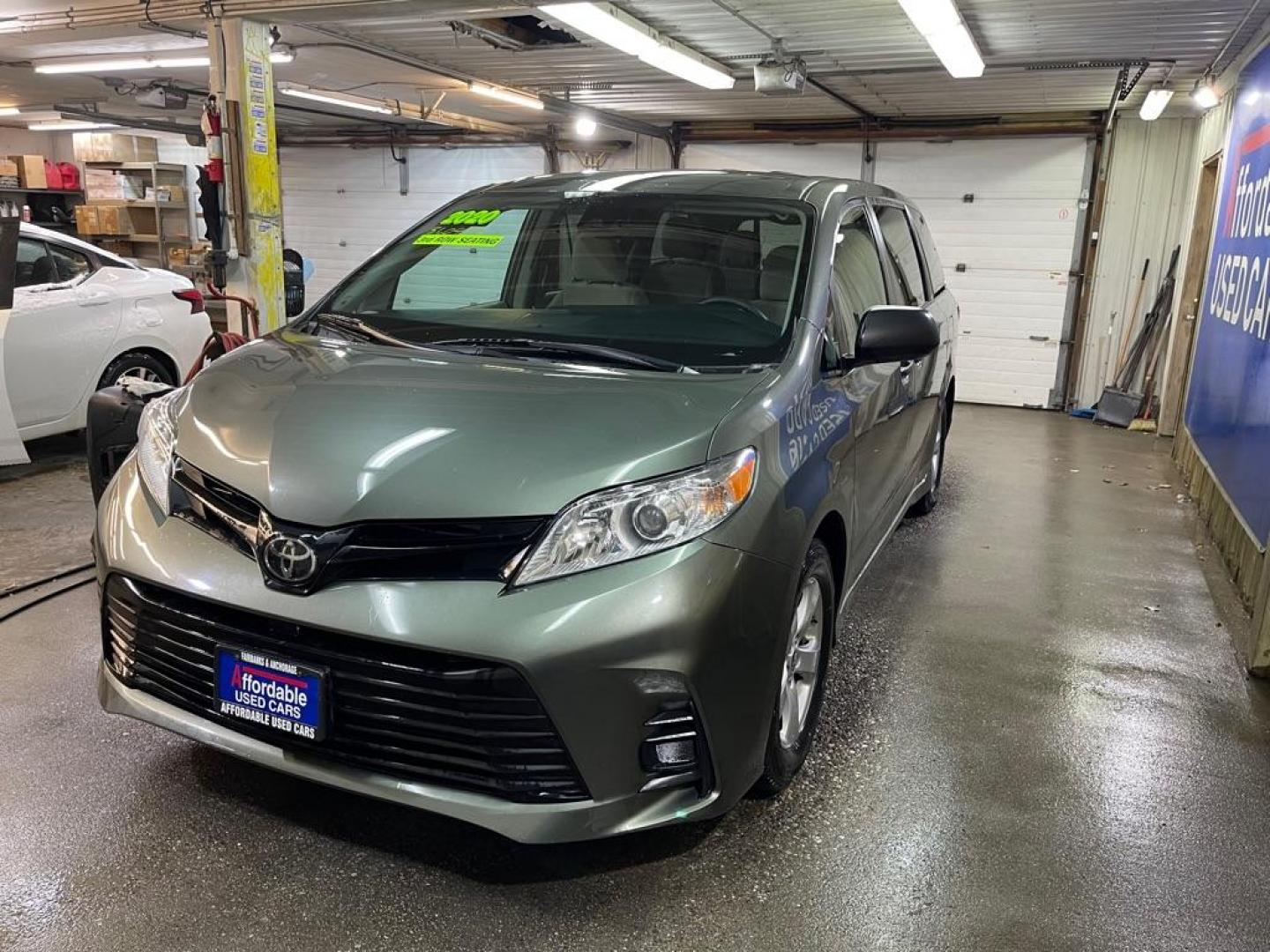 2020 GREEN TOYOTA SIENNA L (5TDZZ3DC6LS) with an 3.5L engine, Automatic transmission, located at 2525 S. Cushman, Fairbanks, AK, 99701, (907) 452-5707, 64.824036, -147.712311 - Photo#1