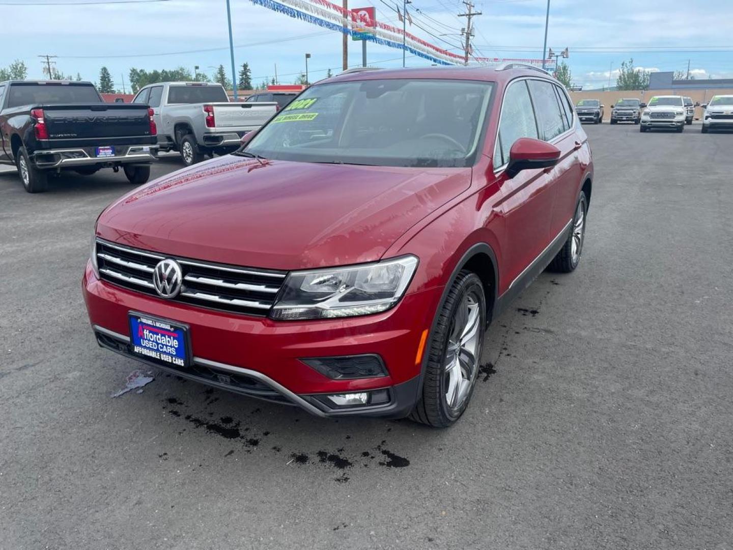 2021 RED VOLKSWAGEN TIGUAN SEL SEL (3VV2B7AX0MM) with an 2.0L engine, Automatic transmission, located at 2525 S. Cushman, Fairbanks, AK, 99701, (907) 452-5707, 64.824036, -147.712311 - Photo#0