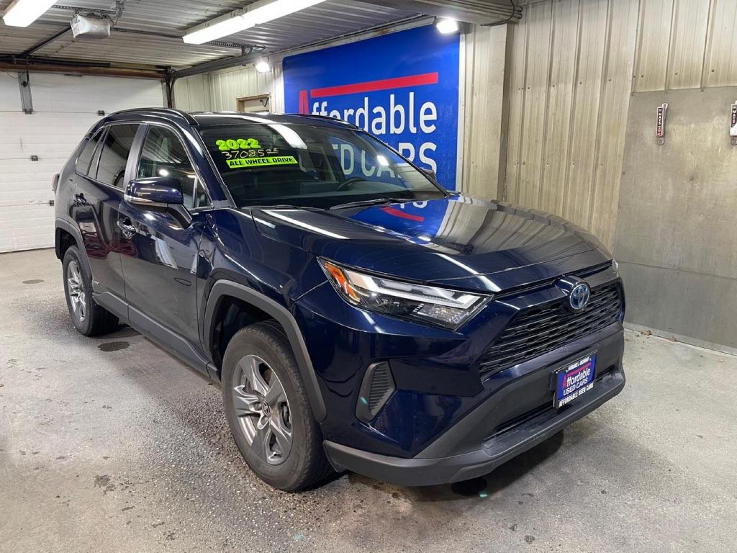 2022 BLUE TOYOTA RAV4 XLE HYBRID XLE (4T3RWRFV5NU) with an 2.5L engine, Continuously Variable transmission, located at 2525 S. Cushman, Fairbanks, AK, 99701, (907) 452-5707, 64.824036, -147.712311 - Photo#0