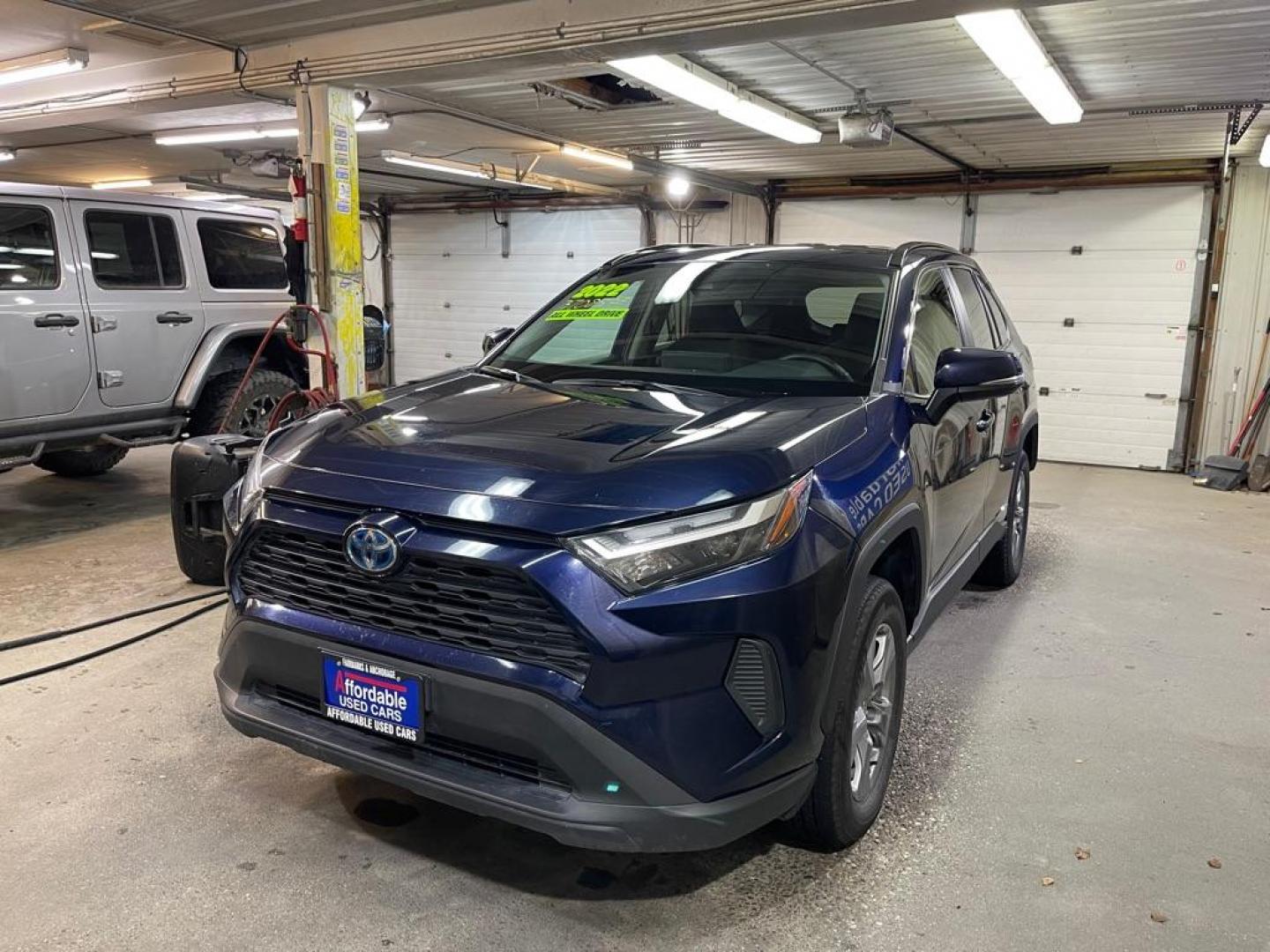 2022 BLUE TOYOTA RAV4 XLE HYBRID XLE (4T3RWRFV5NU) with an 2.5L engine, Continuously Variable transmission, located at 2525 S. Cushman, Fairbanks, AK, 99701, (907) 452-5707, 64.824036, -147.712311 - Photo#1