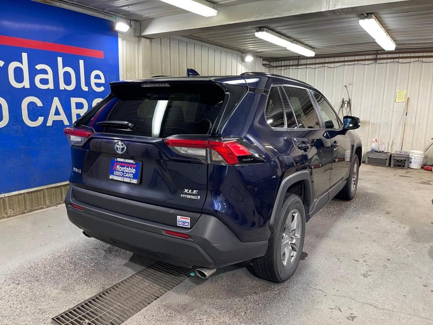 2022 BLUE TOYOTA RAV4 XLE HYBRID XLE (4T3RWRFV5NU) with an 2.5L engine, Continuously Variable transmission, located at 2525 S. Cushman, Fairbanks, AK, 99701, (907) 452-5707, 64.824036, -147.712311 - Photo#2