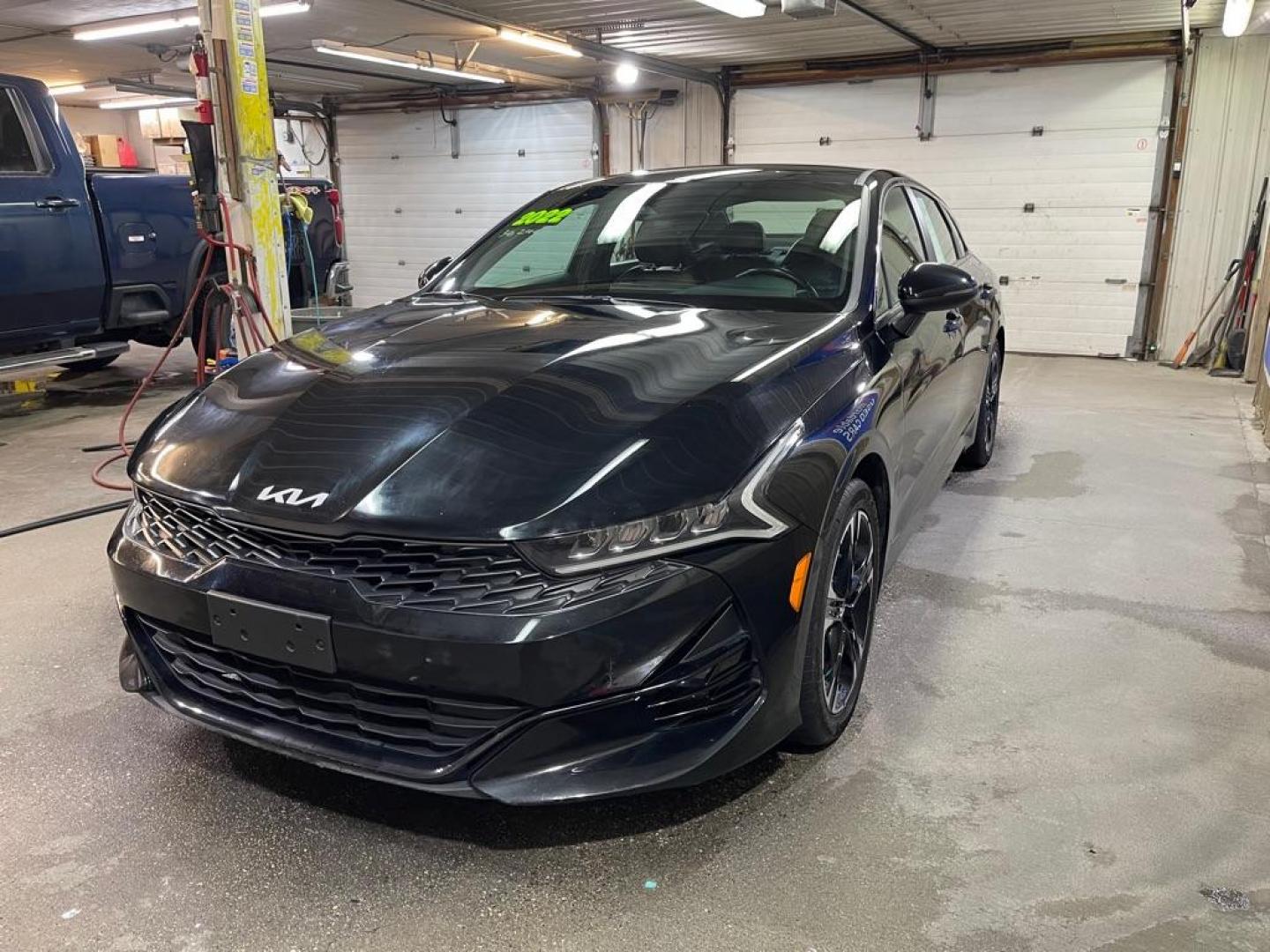 2022 BLACK KIA K5 GT LINE (5XXG64J23NG) with an 1.6L engine, Automatic transmission, located at 2525 S. Cushman, Fairbanks, AK, 99701, (907) 452-5707, 64.824036, -147.712311 - Photo#1