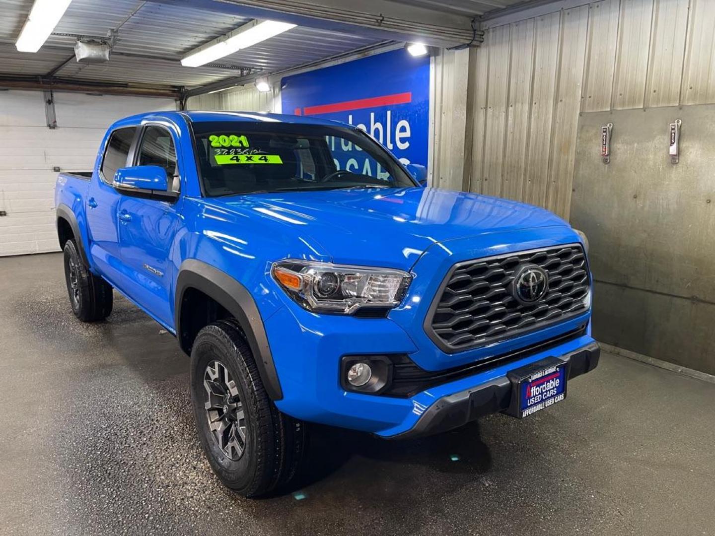 2021 BLUE TOYOTA TACOMA DOUBLE CAB (3TMCZ5AN2MM) with an 3.5L engine, Automatic transmission, located at 2525 S. Cushman, Fairbanks, AK, 99701, (907) 452-5707, 64.824036, -147.712311 - Photo#0