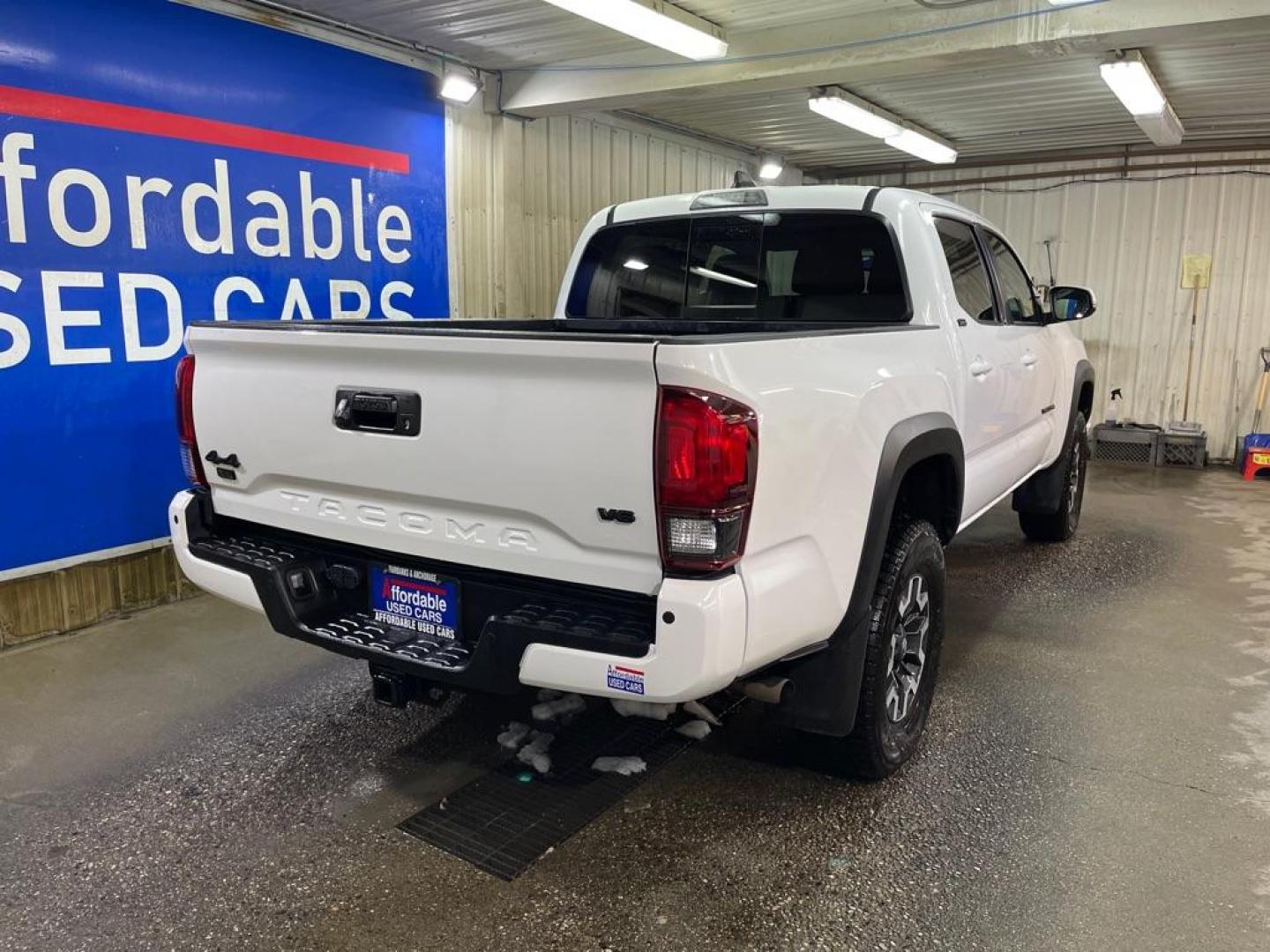 2023 WHITE TOYOTA TACOMA DOUBLE CAB (3TMCZ5AN8PM) with an 3.5L engine, Automatic transmission, located at 2525 S. Cushman, Fairbanks, AK, 99701, (907) 452-5707, 64.824036, -147.712311 - Photo#2