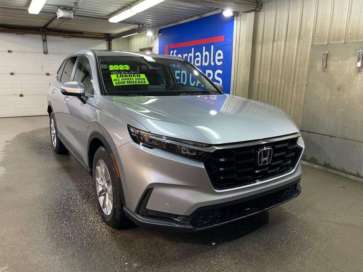 2023 SILVER HONDA CR-V EXL (2HKRS4H78PH) with an 1.5L engine, Continuously Variable transmission, located at 2525 S. Cushman, Fairbanks, AK, 99701, (907) 452-5707, 64.824036, -147.712311 - Photo#0