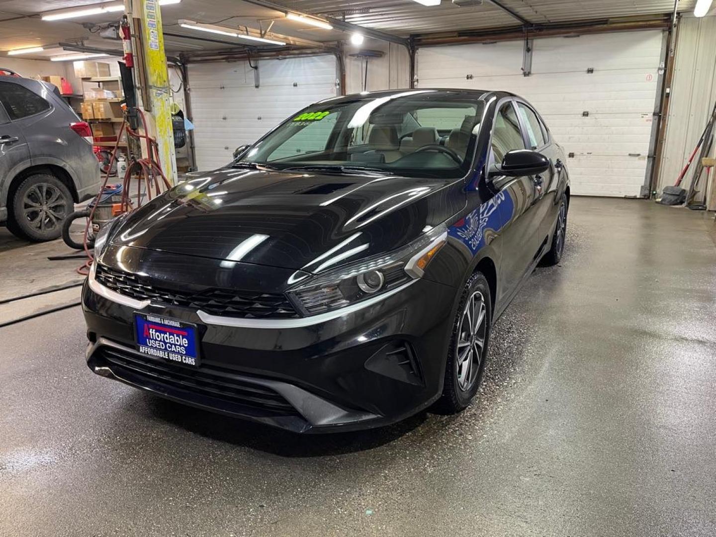 2022 BLACK KIA FORTE FE (3KPF24ADXNE) with an 2.0L engine, Continuously Variable transmission, located at 2525 S. Cushman, Fairbanks, AK, 99701, (907) 452-5707, 64.824036, -147.712311 - Photo#1