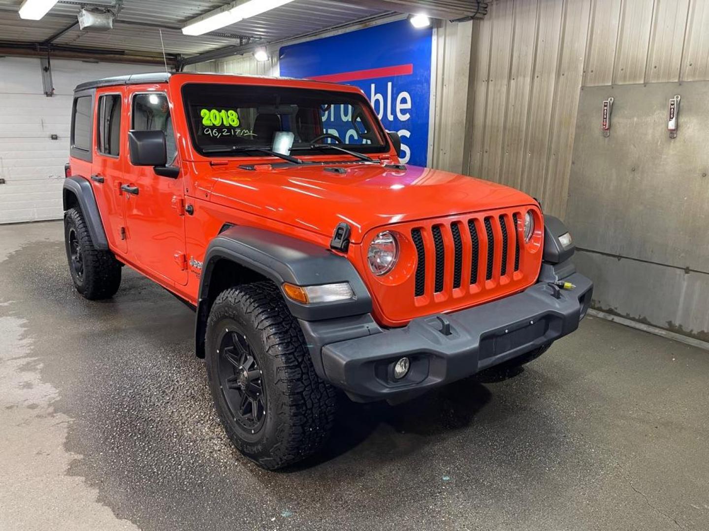 2018 ORANGE JEEP WRANGLER UNLIMI SPORT (1C4HJXDG9JW) with an 3.6L engine, Automatic transmission, located at 2525 S. Cushman, Fairbanks, AK, 99701, (907) 452-5707, 64.824036, -147.712311 - Photo#0