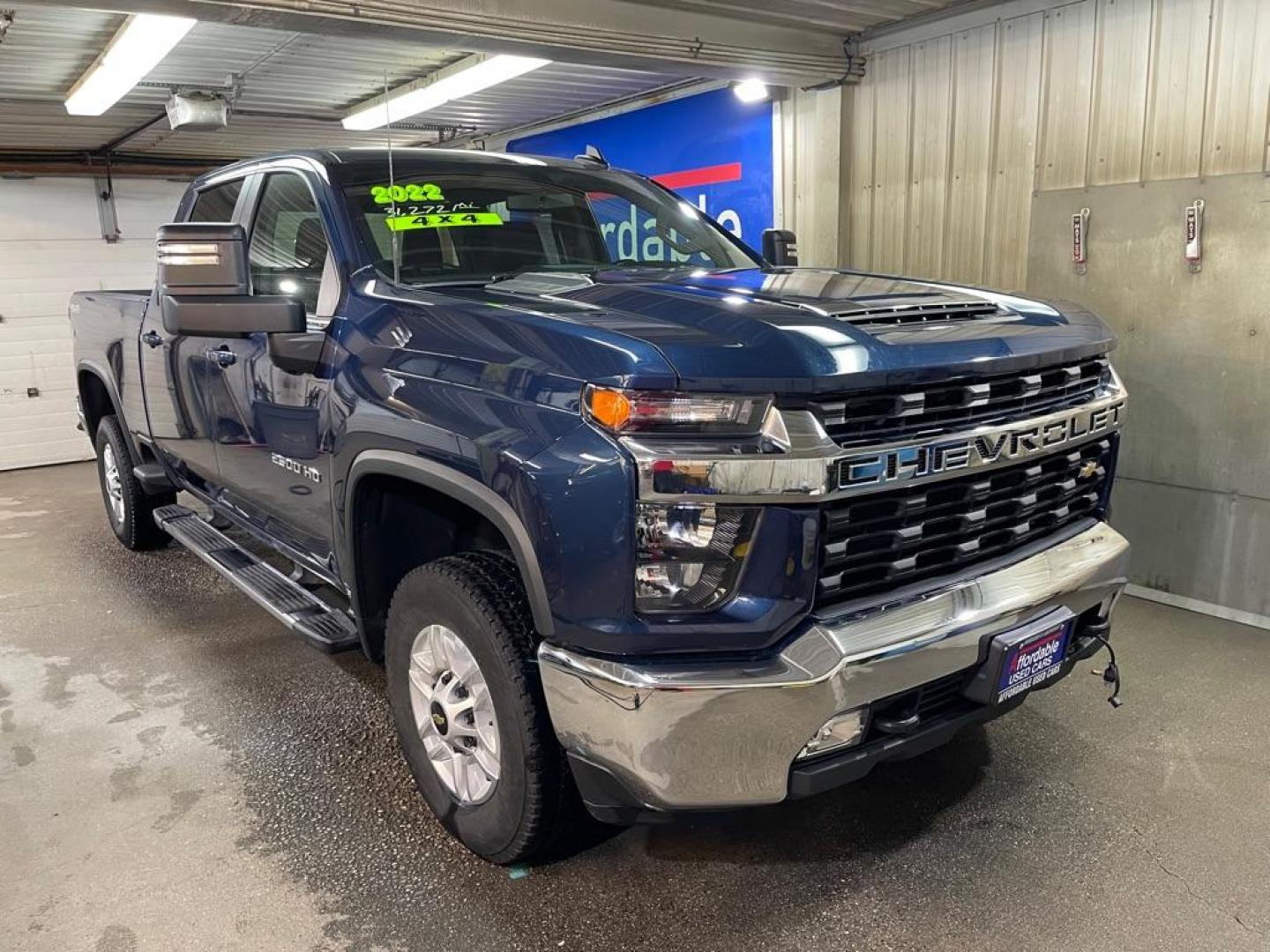 2022 BLUE CHEVROLET SILVERADO 2500 HEAVY DUTY LT (1GC4YNE71NF) with an 6.6L engine, Automatic transmission, located at 2525 S. Cushman, Fairbanks, AK, 99701, (907) 452-5707, 64.824036, -147.712311 - Photo#0