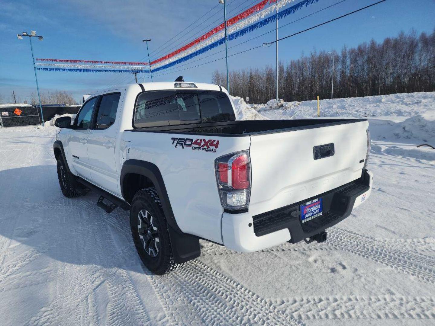 2023 WHITE TOYOTA TACOMA DOUBLE CAB (3TMCZ5AN4PM) with an 3.5L engine, Automatic transmission, located at 2525 S. Cushman, Fairbanks, AK, 99701, (907) 452-5707, 64.824036, -147.712311 - Photo#2