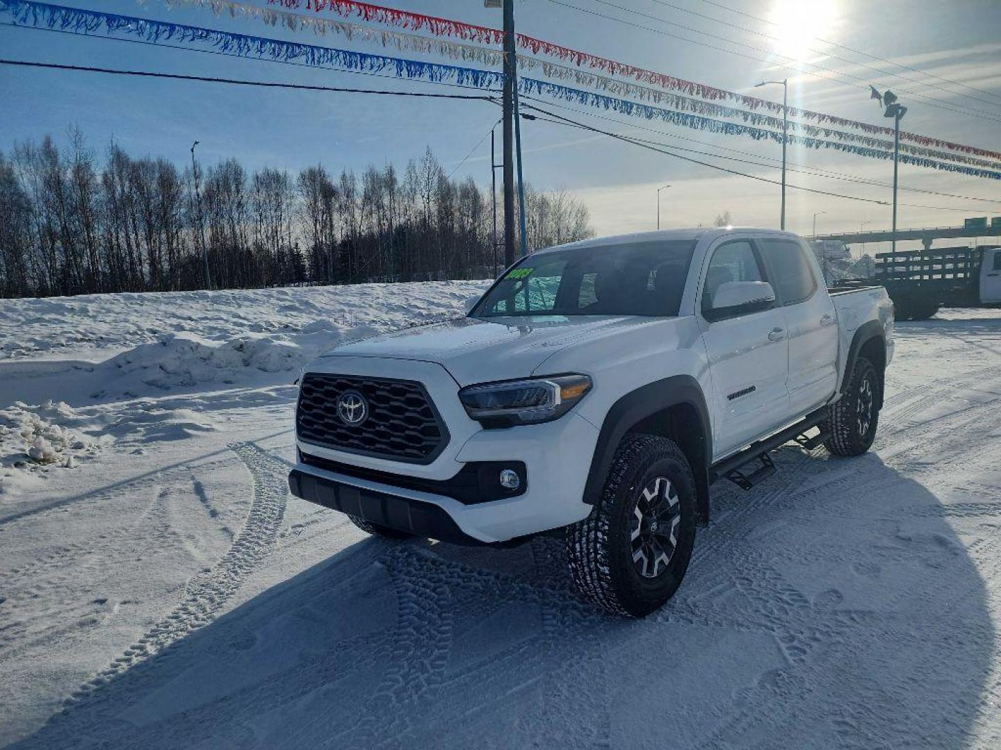 2023 WHITE TOYOTA TACOMA DOUBLE CAB (3TMCZ5AN4PM) with an 3.5L engine, Automatic transmission, located at 2525 S. Cushman, Fairbanks, AK, 99701, (907) 452-5707, 64.824036, -147.712311 - Photo#3