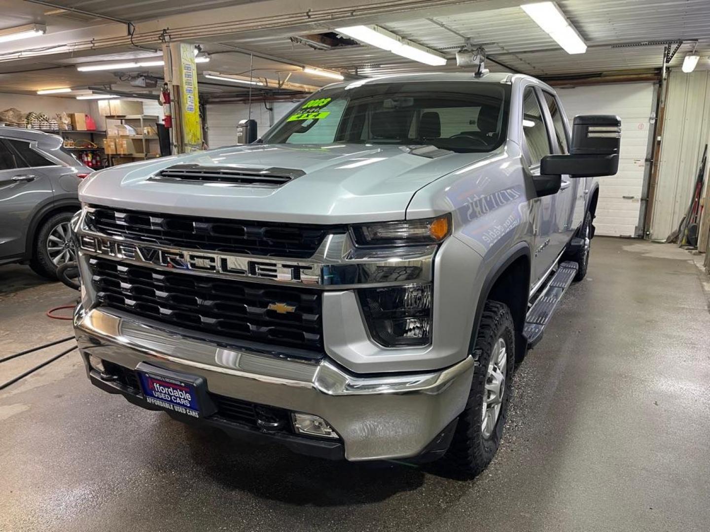 2023 SILVER CHEVROLET SILVERADO 2500 HEAVY DUTY LT (1GC4YNE70PF) with an 6.6L engine, Automatic transmission, located at 2525 S. Cushman, Fairbanks, AK, 99701, (907) 452-5707, 64.824036, -147.712311 - Photo#1