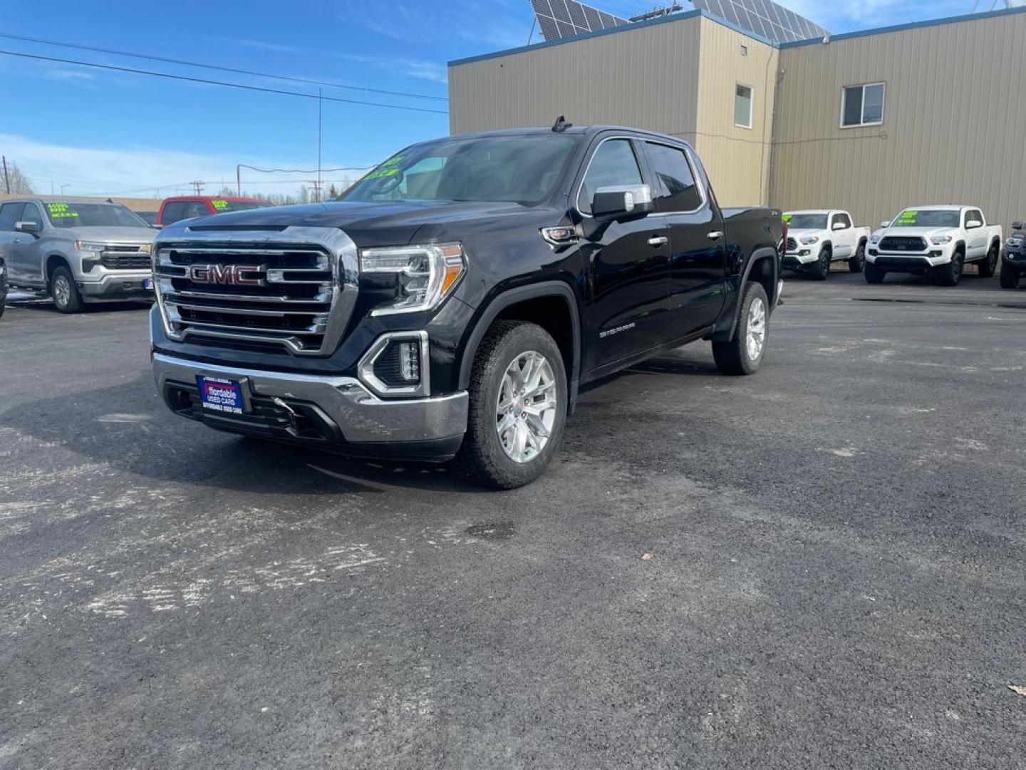 2021 BLACK GMC SIERRA 1500 SLT (3GTU9DEL1MG) with an 6.2L engine, Automatic transmission, located at 2525 S. Cushman, Fairbanks, AK, 99701, (907) 452-5707, 64.824036, -147.712311 - Photo#1