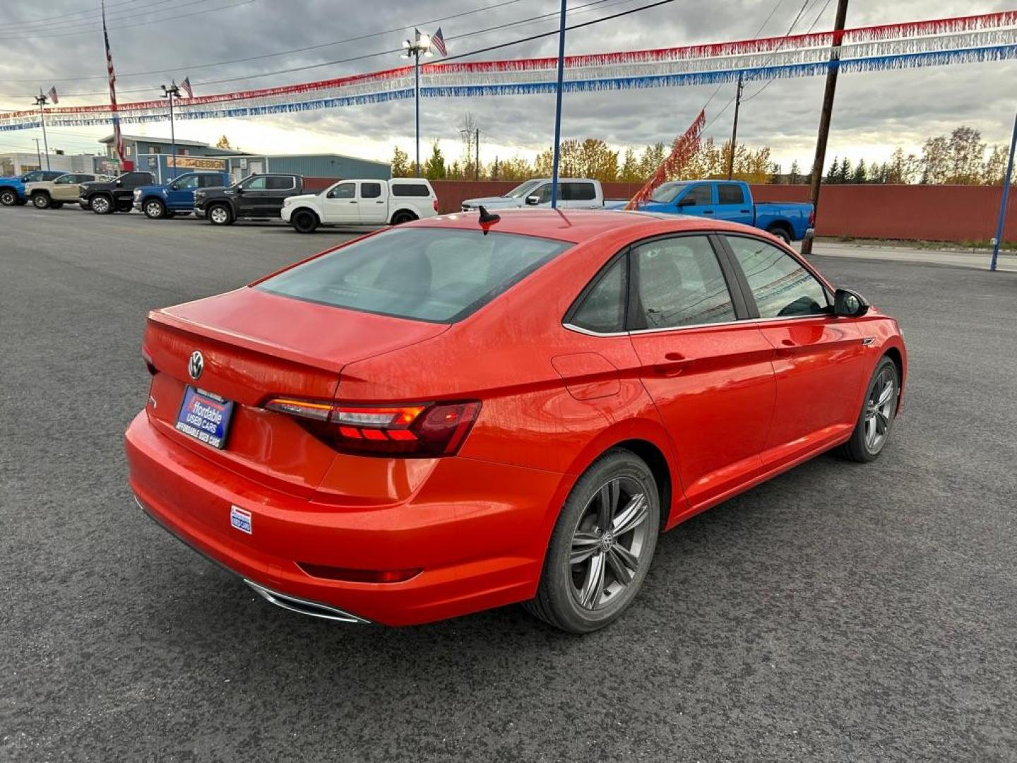 2021 ORANGE VOLKSWAGEN JETTA R-LINE S (3VWC57BUXMM) with an 1.4L engine, Automatic transmission, located at 2525 S. Cushman, Fairbanks, AK, 99701, (907) 452-5707, 64.824036, -147.712311 - Photo#2