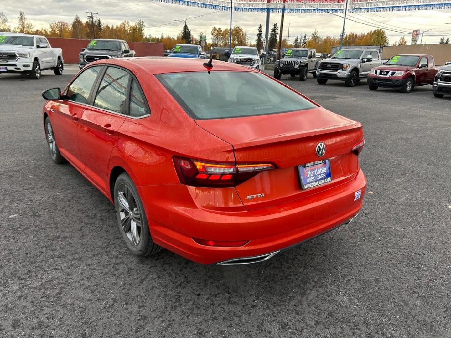 2021 ORANGE VOLKSWAGEN JETTA R-LINE S (3VWC57BUXMM) with an 1.4L engine, Automatic transmission, located at 2525 S. Cushman, Fairbanks, AK, 99701, (907) 452-5707, 64.824036, -147.712311 - Photo#3
