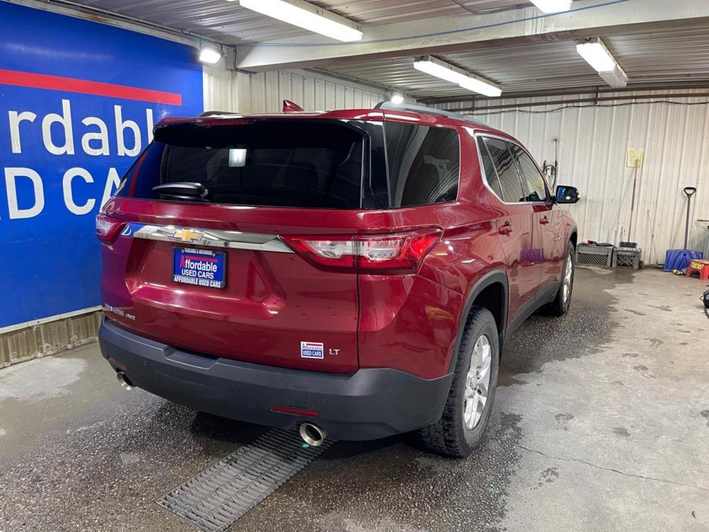 2019 RED CHEVROLET TRAVERSE LT (1GNEVGKW6KJ) with an 3.6L engine, Automatic transmission, located at 2525 S. Cushman, Fairbanks, AK, 99701, (907) 452-5707, 64.824036, -147.712311 - Photo#2