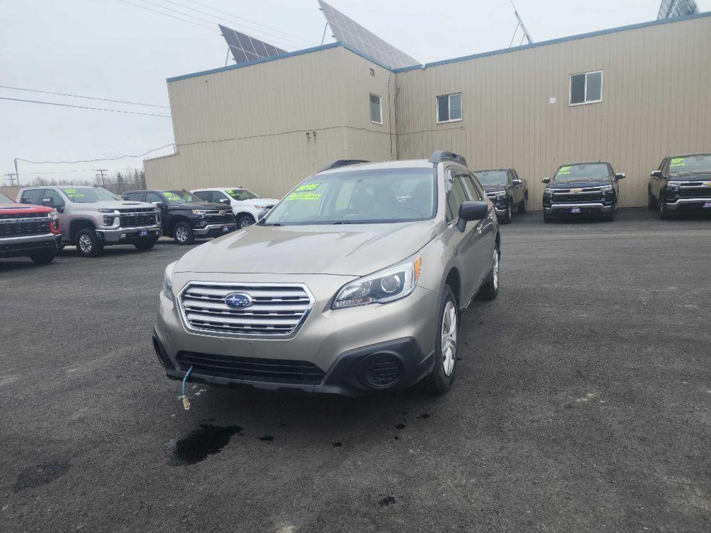 2015 GOLD SUBARU OUTBACK 2.5I (4S4BSBAC2F3) with an 2.5L engine, Continuously Variable transmission, located at 2525 S. Cushman, Fairbanks, AK, 99701, (907) 452-5707, 64.824036, -147.712311 - Photo#1