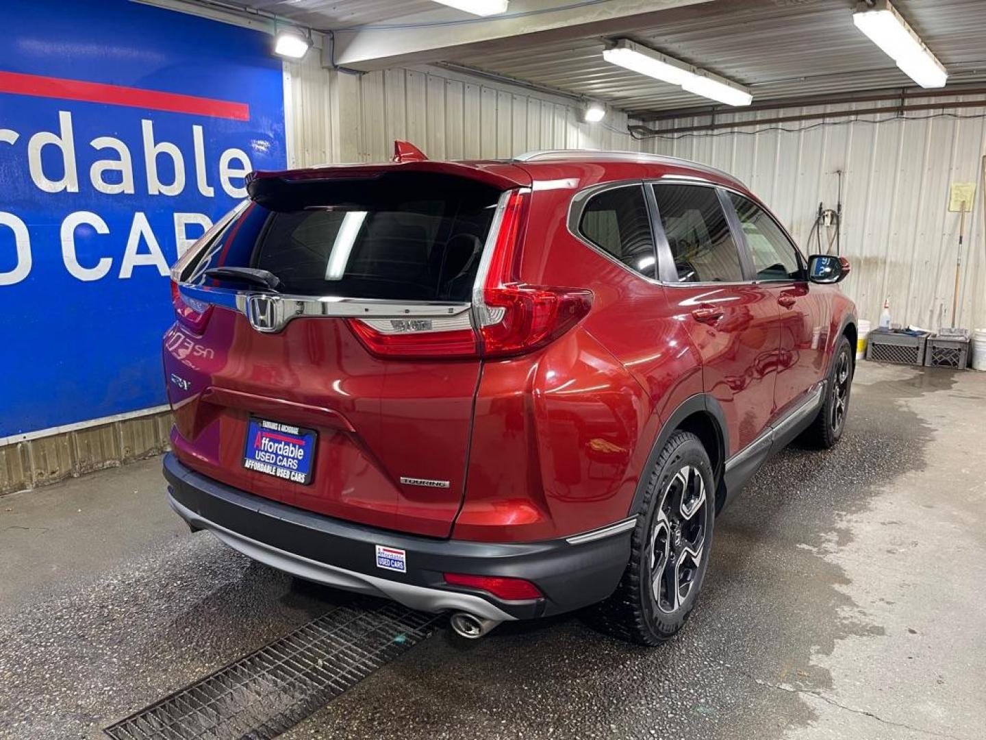 2018 ORANGE HONDA CR-V TOURING (5J6RW1H95JL) with an 1.5L engine, Continuously Variable transmission, located at 2525 S. Cushman, Fairbanks, AK, 99701, (907) 452-5707, 64.824036, -147.712311 - Photo#2