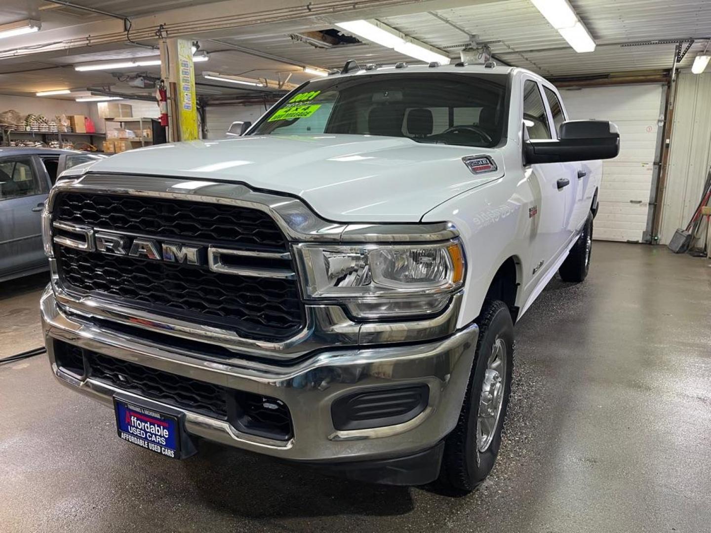 2021 WHITE RAM 2500 TRADESMAN (3C6UR5HJ0MG) with an 6.4L engine, Automatic transmission, located at 2525 S. Cushman, Fairbanks, AK, 99701, (907) 452-5707, 64.824036, -147.712311 - Photo#1