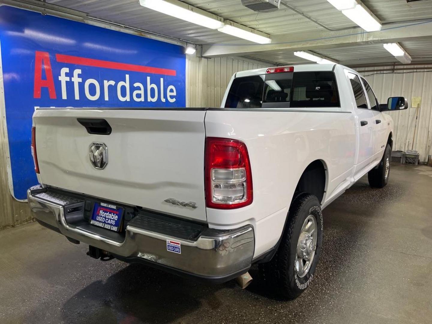 2021 WHITE RAM 2500 TRADESMAN (3C6UR5HJ0MG) with an 6.4L engine, Automatic transmission, located at 2525 S. Cushman, Fairbanks, AK, 99701, (907) 452-5707, 64.824036, -147.712311 - Photo#2