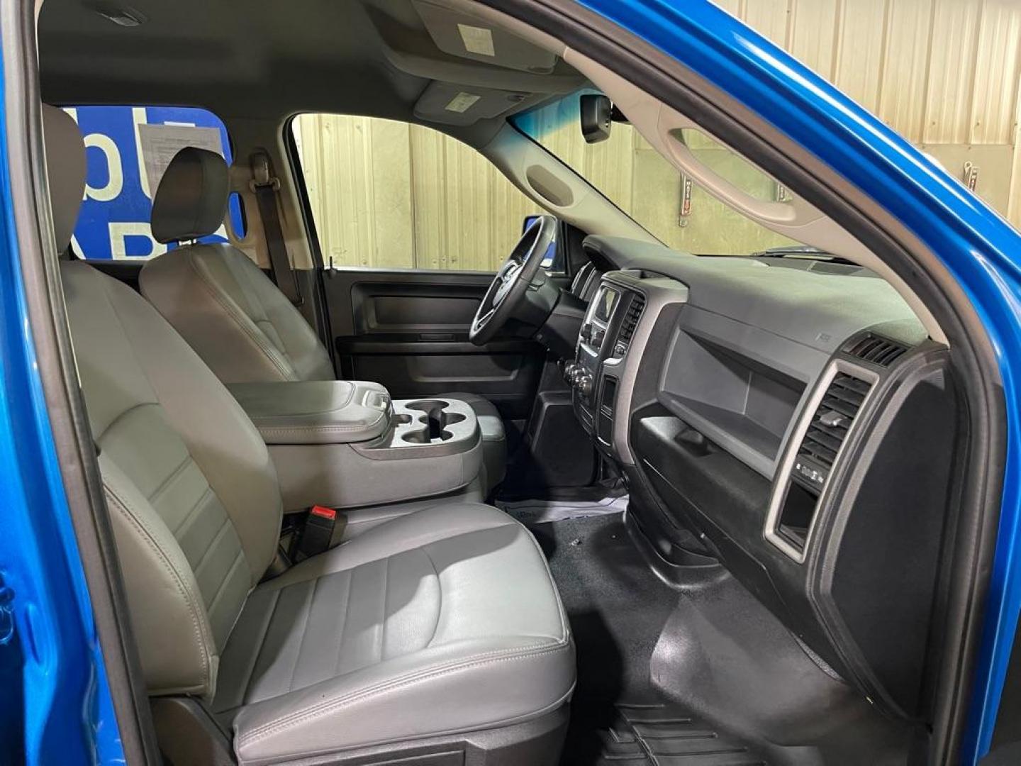 2020 BLUE RAM 1500 CLASSIC TRADESMAN (1C6RR7FT7LS) with an 5.7L engine, Automatic transmission, located at 2525 S. Cushman, Fairbanks, AK, 99701, (907) 452-5707, 64.824036, -147.712311 - Photo#3