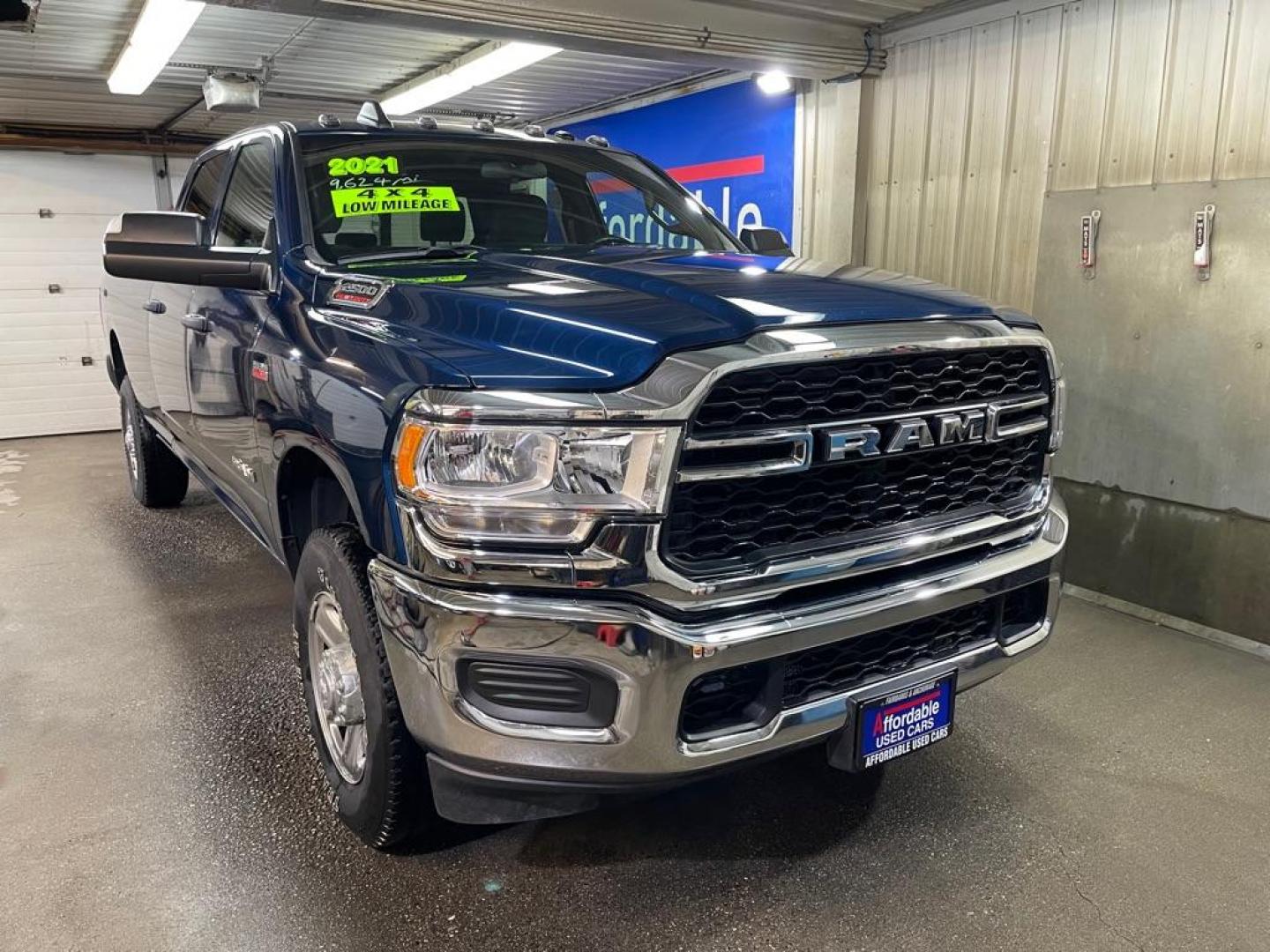 2021 BLUE RAM 2500 TRADESMAN (3C6UR5HJ5MG) with an 6.4L engine, Automatic transmission, located at 2525 S. Cushman, Fairbanks, AK, 99701, (907) 452-5707, 64.824036, -147.712311 - Photo#0