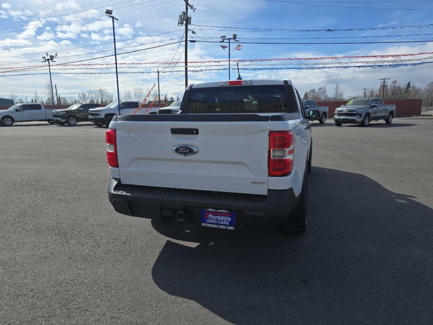 2023 WHITE FORD MAVERICK XLT XL (3FTTW8F92PR) with an 2.0L engine, Automatic transmission, located at 2525 S. Cushman, Fairbanks, AK, 99701, (907) 452-5707, 64.824036, -147.712311 - Photo#4