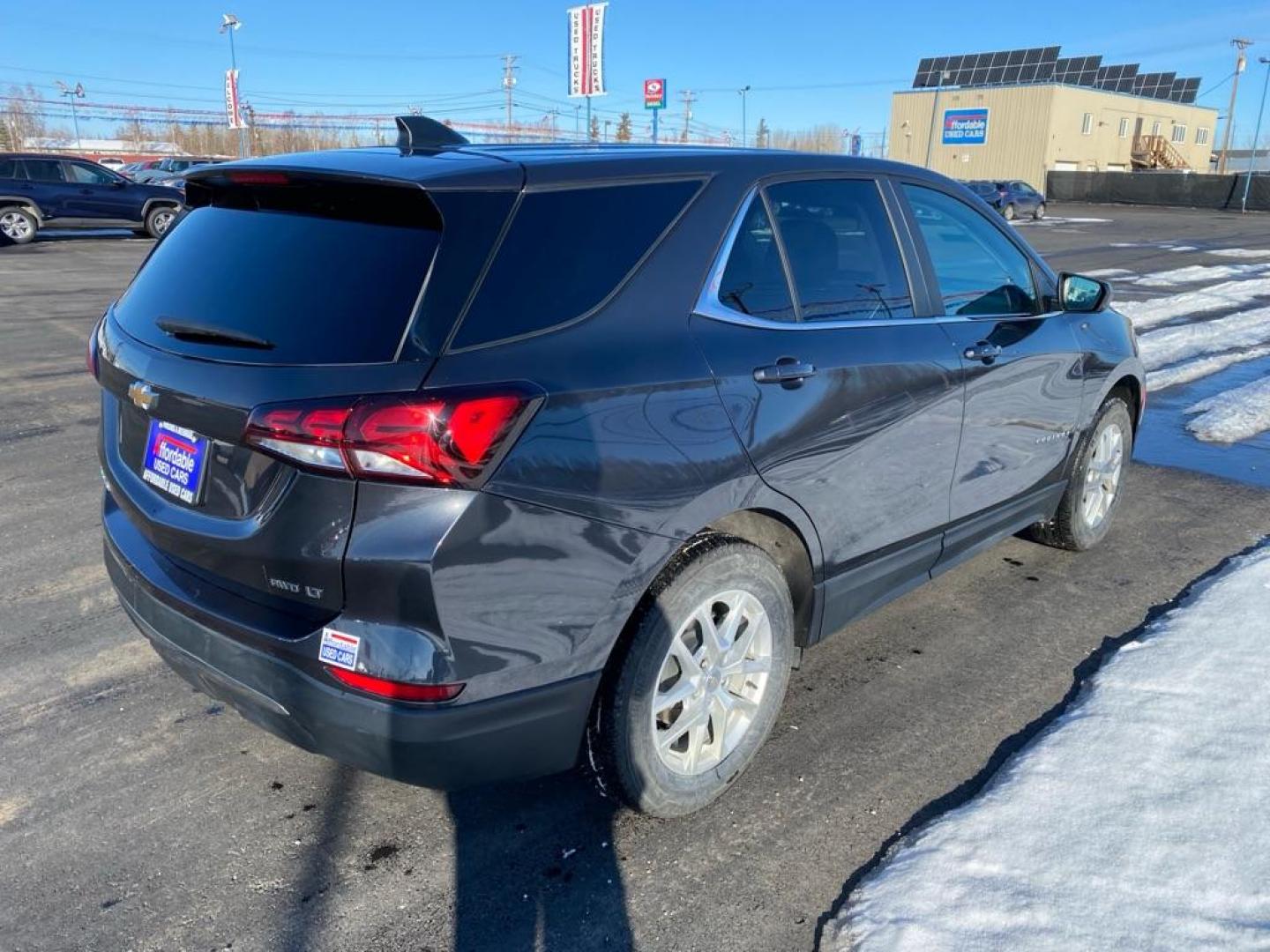 2023 GRAY CHEVROLET EQUINOX LT (3GNAXUEGXPS) with an 1.5L engine, Automatic transmission, located at 2525 S. Cushman, Fairbanks, AK, 99701, (907) 452-5707, 64.824036, -147.712311 - Photo#3