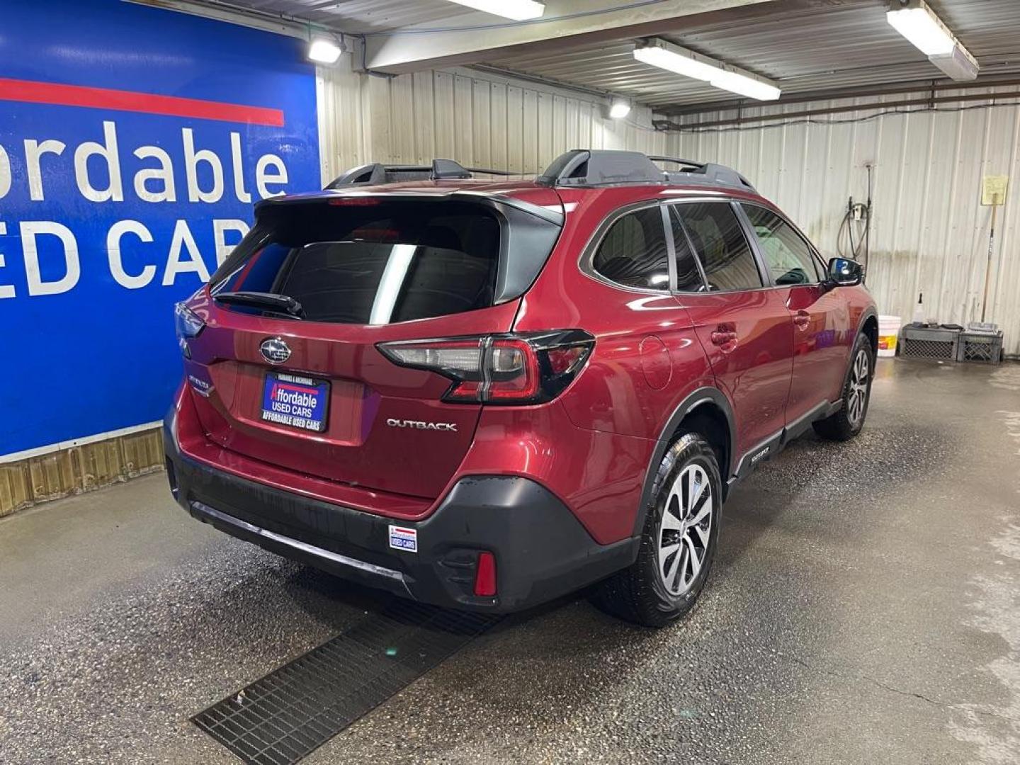 2022 MAROON SUBARU OUTBACK PREMIUM (4S4BTADC2N3) with an 2.5L engine, Automatic transmission, located at 2525 S. Cushman, Fairbanks, AK, 99701, (907) 452-5707, 64.824036, -147.712311 - Photo#2