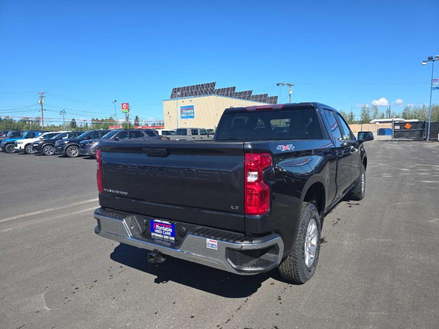 2023 GRAY CHEVROLET SILVERADO 1500 LT (1GCUDDED8PZ) with an 5.3L engine, Automatic transmission, located at 2525 S. Cushman, Fairbanks, AK, 99701, (907) 452-5707, 64.824036, -147.712311 - Photo#1