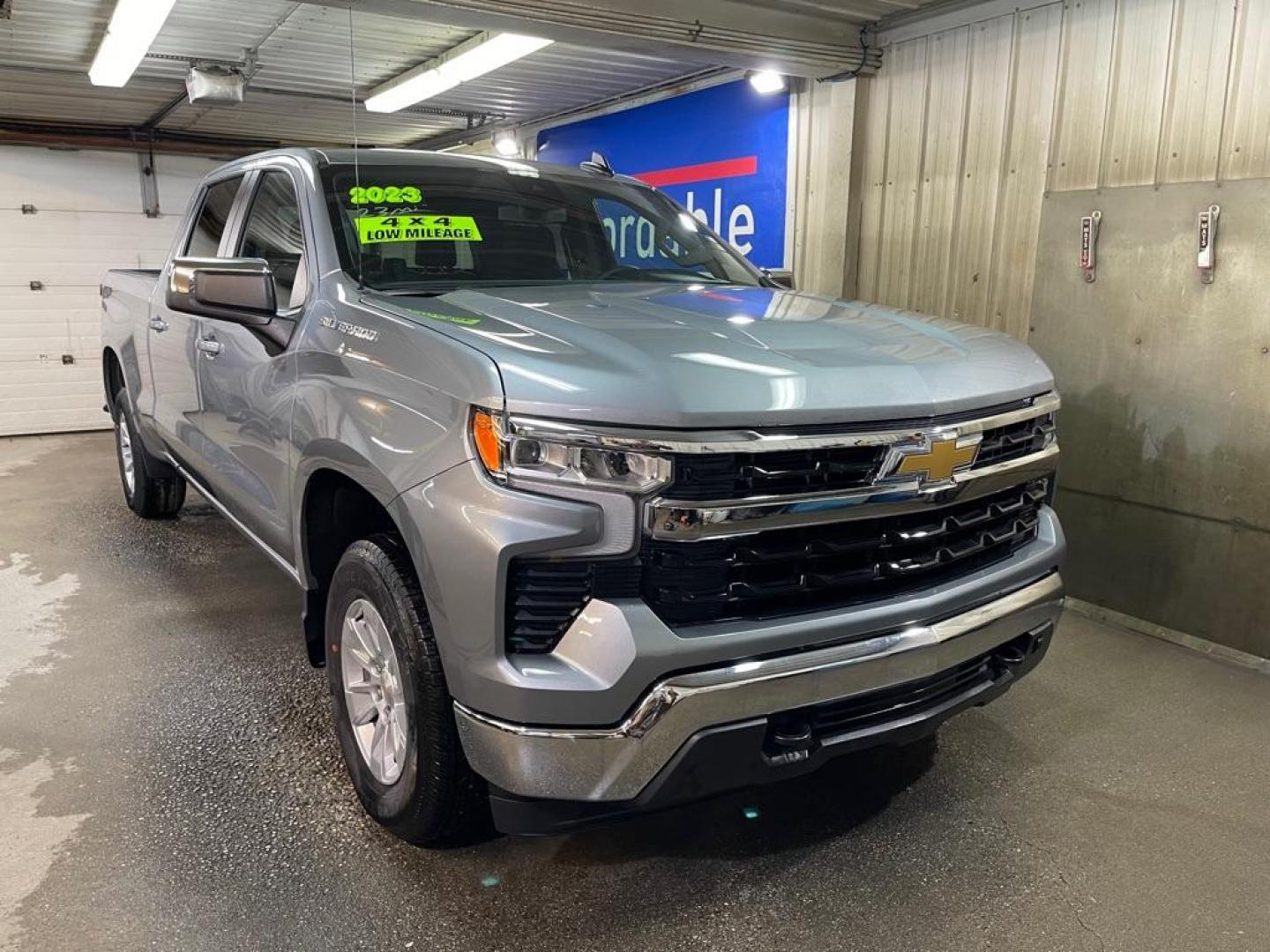 2023 SILVER CHEVROLET SILVERADO 1500 LT (3GCUDDED2PG) with an 5.3L engine, Automatic transmission, located at 2525 S. Cushman, Fairbanks, AK, 99701, (907) 452-5707, 64.824036, -147.712311 - Photo#0