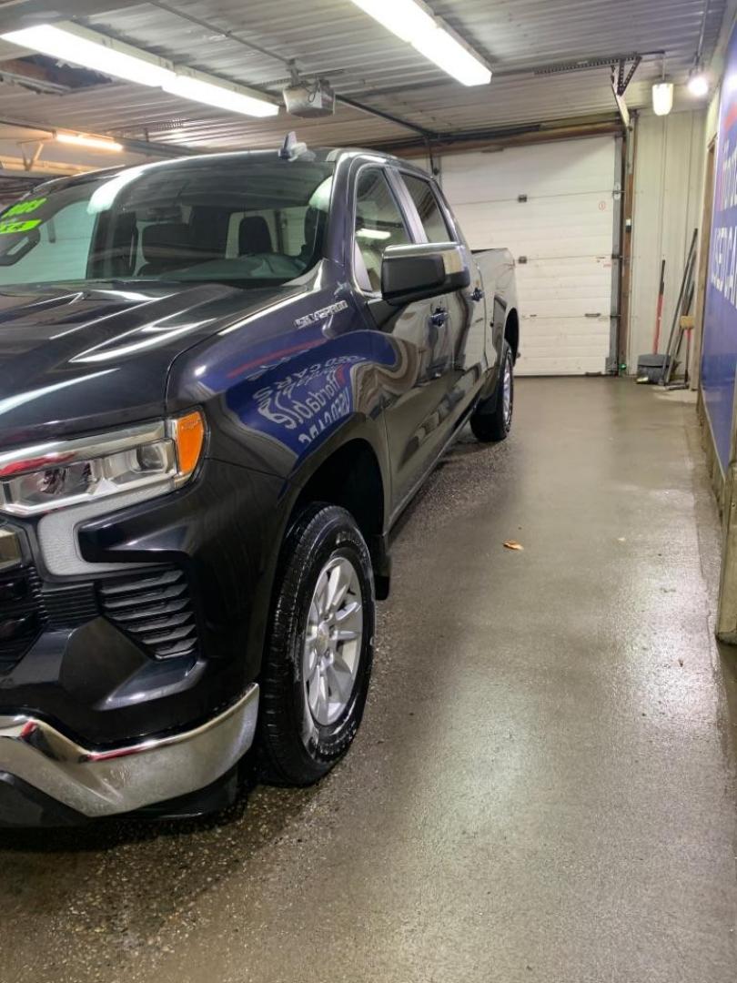 2023 GRAY CHEVROLET SILVERADO 1500 LT (3GCUDDED2PG) with an 5.3L engine, Automatic transmission, located at 2525 S. Cushman, Fairbanks, AK, 99701, (907) 452-5707, 64.824036, -147.712311 - Photo#1