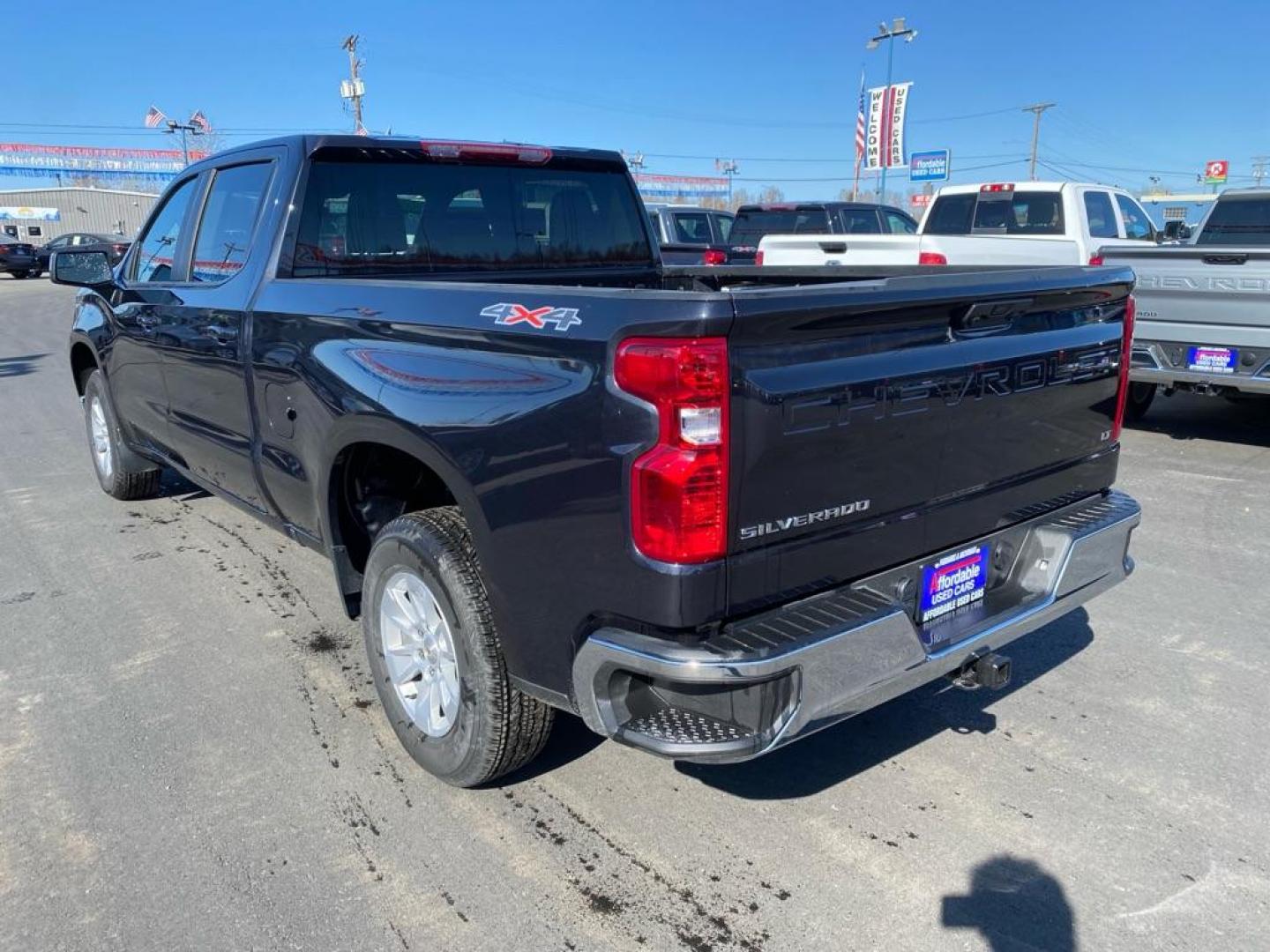 2023 GRAY CHEVROLET SILVERADO 1500 LT (1GCUDDED2PZ) with an 5.3L engine, Automatic transmission, located at 2525 S. Cushman, Fairbanks, AK, 99701, (907) 452-5707, 64.824036, -147.712311 - Photo#3