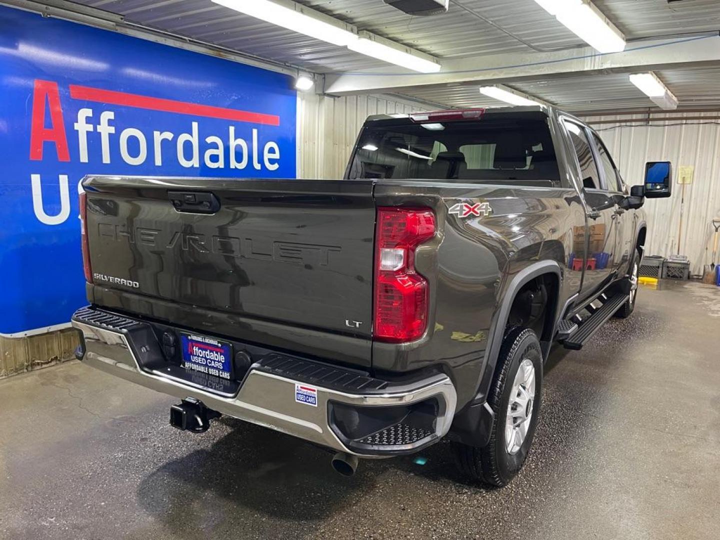 2023 GREEN CHEVROLET SILVERADO 2500 HEAVY DUTY LT (2GC4YNE76P1) with an 6.6L engine, Automatic transmission, located at 2525 S. Cushman, Fairbanks, AK, 99701, (907) 452-5707, 64.824036, -147.712311 - Photo#2