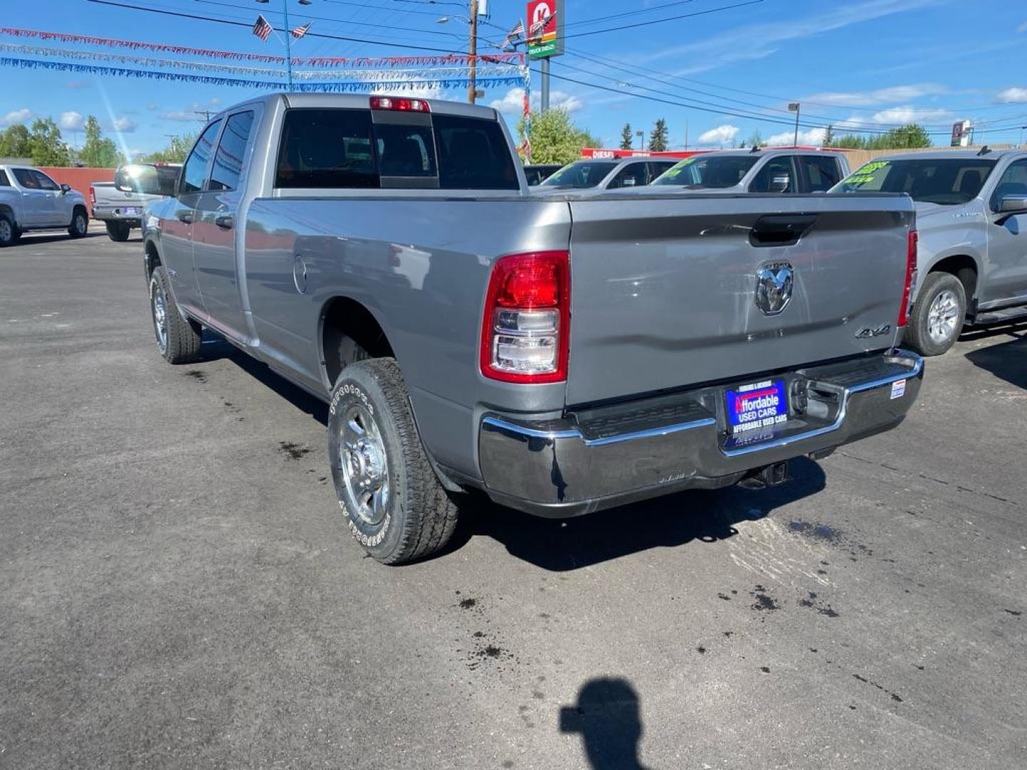 2021 SILVER RAM 2500 TRADESMAN (3C6UR5HJ7MG) with an 6.4L engine, Automatic transmission, located at 2525 S. Cushman, Fairbanks, AK, 99701, (907) 452-5707, 64.824036, -147.712311 - Photo#3