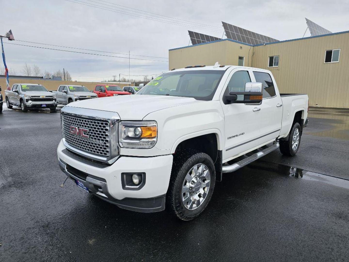 2015 WHITE GMC SIERRA 2500 DENALI (1GT120EG3FF) with an 6.0L engine, Automatic transmission, located at 2525 S. Cushman, Fairbanks, AK, 99701, (907) 452-5707, 64.824036, -147.712311 - Photo#0