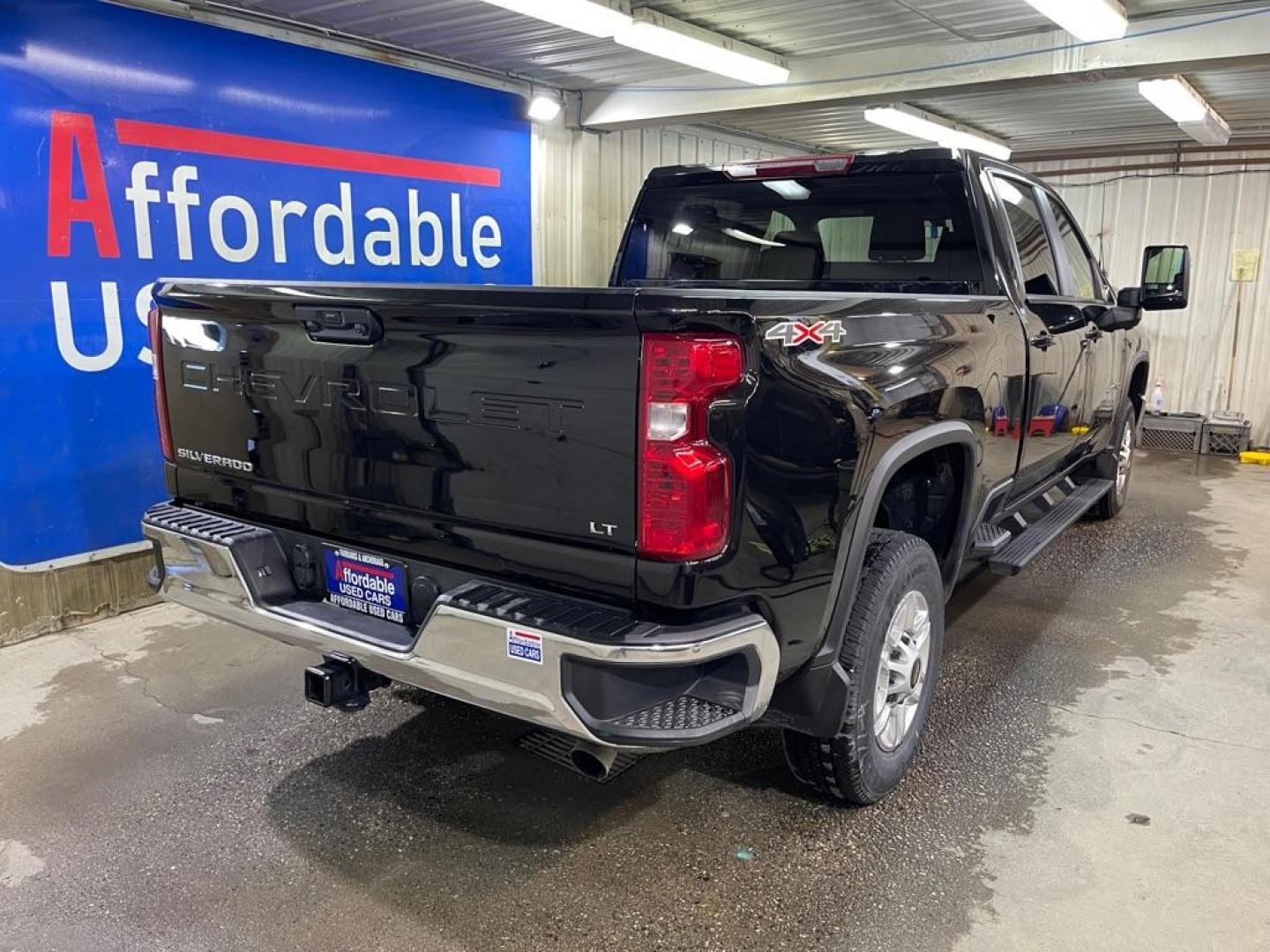 2023 BLACK CHEVROLET SILVERADO 2500 HEAVY DUTY LT (1GC4YNE72PF) with an 6.6L engine, Automatic transmission, located at 2525 S. Cushman, Fairbanks, AK, 99701, (907) 452-5707, 64.824036, -147.712311 - Photo#2