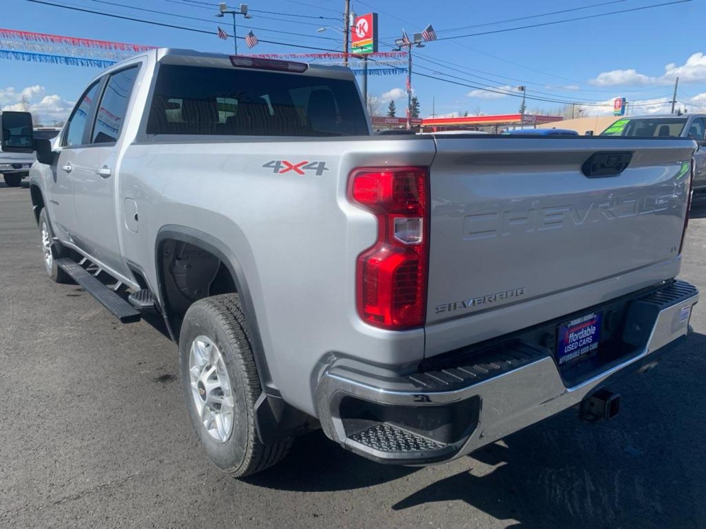 2023 SILVER CHEVROLET SILVERADO 2500 HEAVY DUTY LT (2GC4YNE73P1) with an 6.6L engine, Automatic transmission, located at 2525 S. Cushman, Fairbanks, AK, 99701, (907) 452-5707, 64.824036, -147.712311 - Photo#2