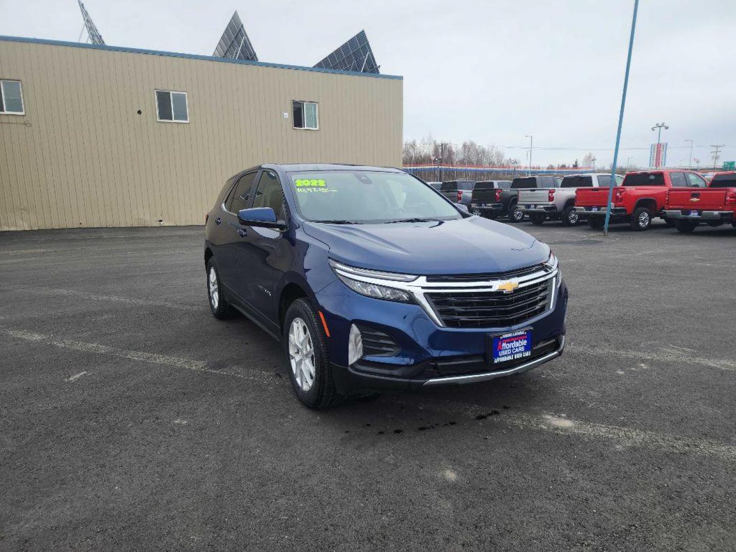 2022 BLUE CHEVROLET EQUINOX LT (3GNAXUEV0NL) with an 1.5L engine, Automatic transmission, located at 2525 S. Cushman, Fairbanks, AK, 99701, (907) 452-5707, 64.824036, -147.712311 - Photo#0