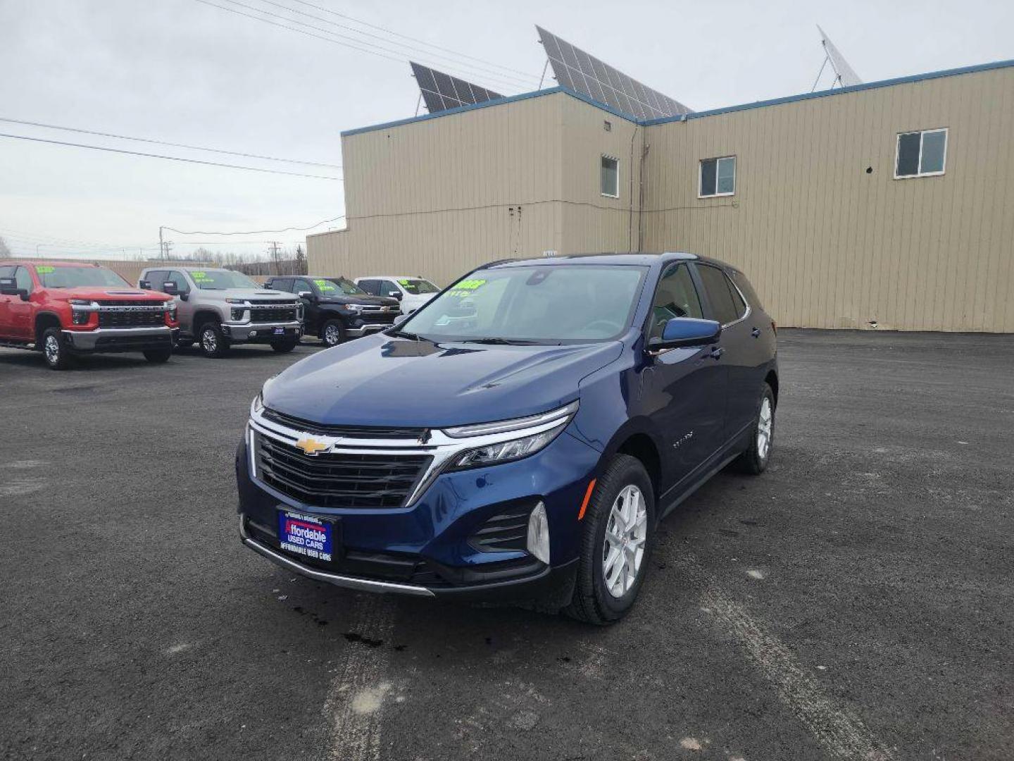 2022 BLUE CHEVROLET EQUINOX LT (3GNAXUEV0NL) with an 1.5L engine, Automatic transmission, located at 2525 S. Cushman, Fairbanks, AK, 99701, (907) 452-5707, 64.824036, -147.712311 - Photo#3